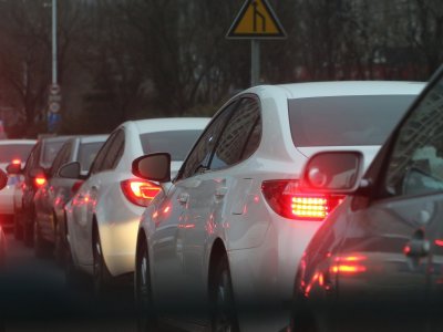 Tıxac Azərbaycan iqtisadiyyatına milyardlarla manat ZƏRƏR VURUR
