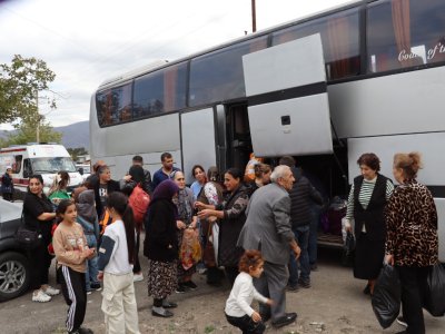 Xocalının Təzəbinə kəndinə növbəti köç oldu - FOTO