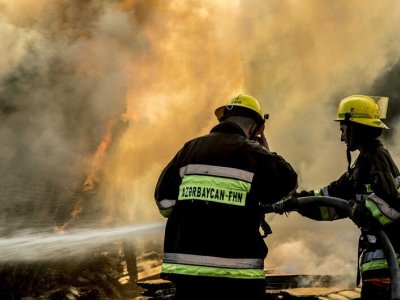 Bakıda yaşayış evində yanğın: ölən var