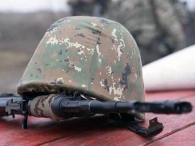 Erməni əsgər postda öldü