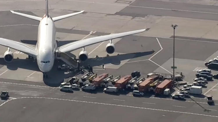 Dubaydan gələn təyyarə karantinə alındı