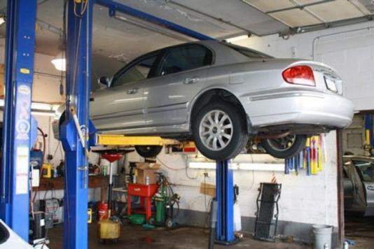 Maşın təmiri sexləri müştəriləri aldadır, vergidən yayınır - PROBLEM