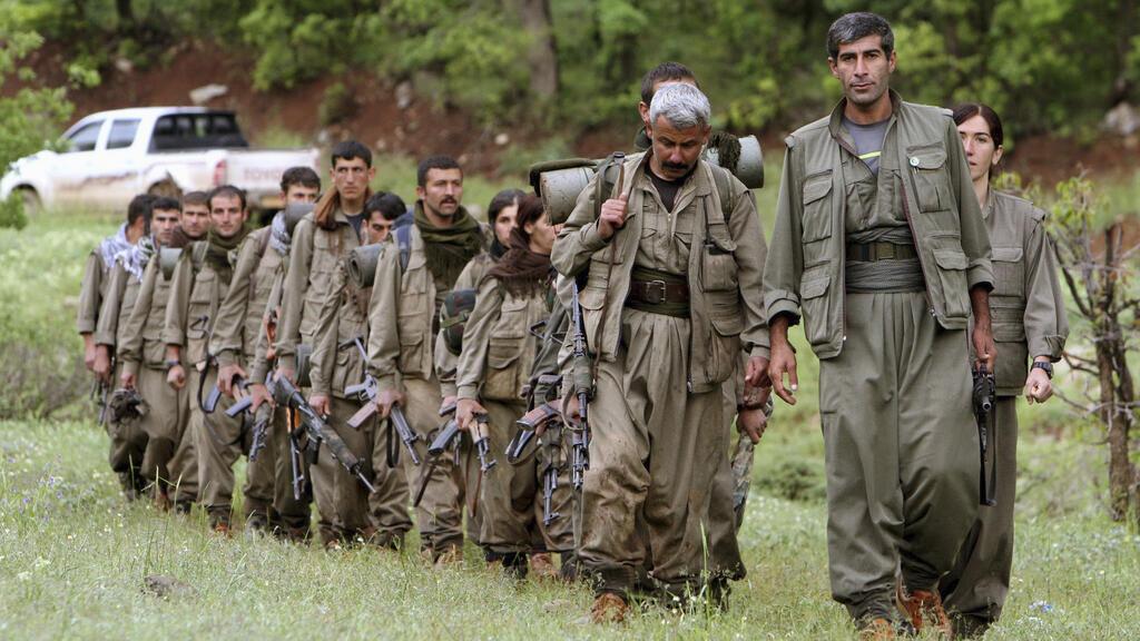 PKK Türkiyə ilə sərhəddəki düşərgə və mağaralardan da çıxacaq