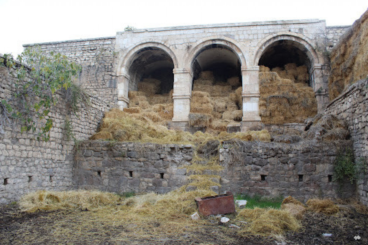 Füzulidə "Qarğabazar Karvansarayı" bərpa ediləcək