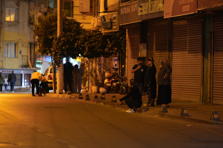 Türkiyədə zəlzələ: 3 bina dağıldı, yaralılar var - Dərslər DAYANDIRILDI
