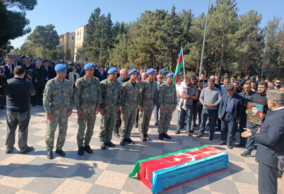 Şəhid Lətif Şahhüseynov Sumqayıt Şəhidlər xiyabanında dəfn olundu