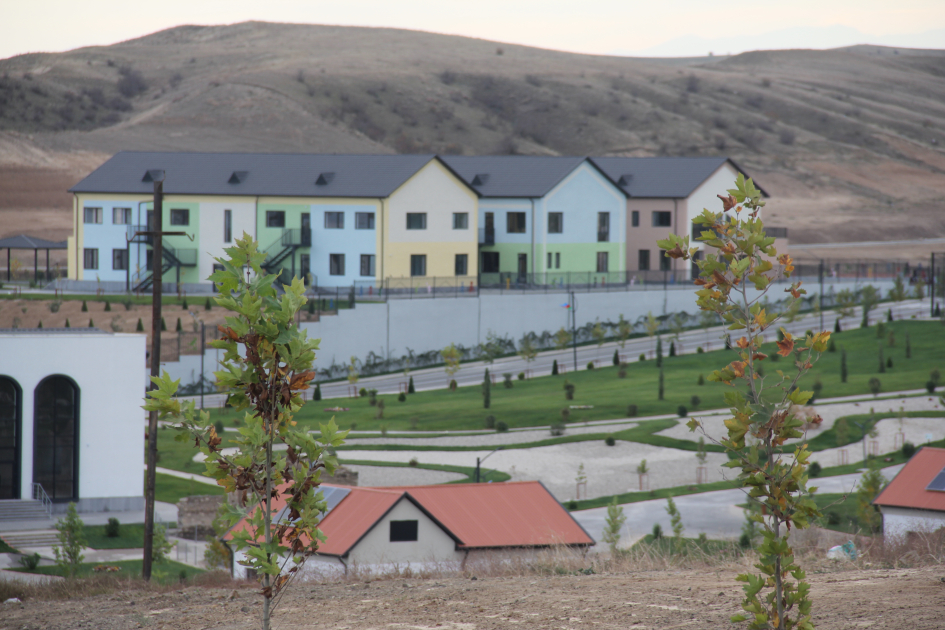 Cəbrayıl şəhər məscidində eyni vaxtda 615 nəfər ibadət edə biləcək