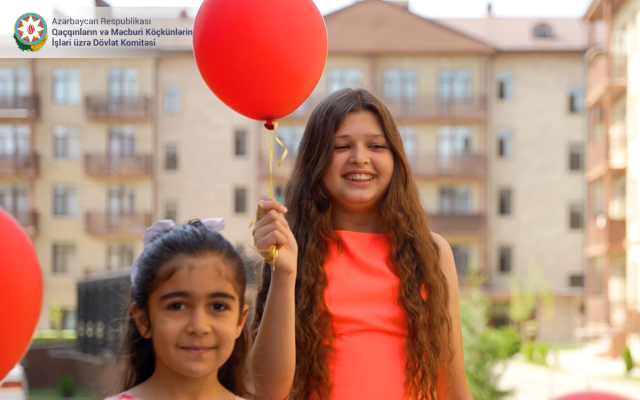 Uşaqların Qayıdış sevinci... - VİDEO