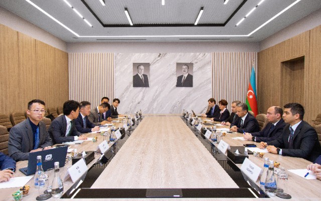 Nazir Rəşad Nəbiyev Hao Zhichen ilə görüşdü