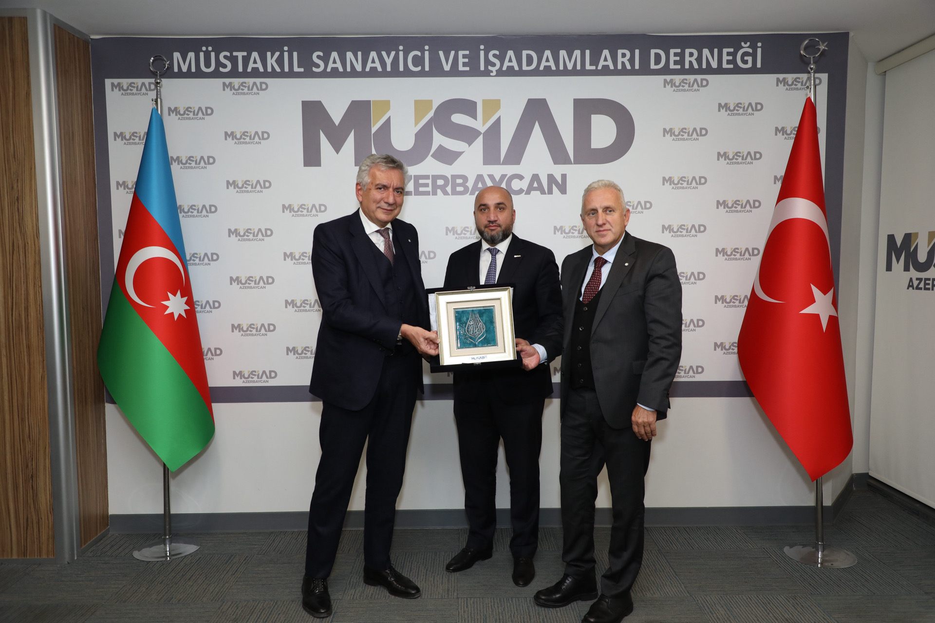 İstanbul Sənaye Palatasının nümayəndələri MÜSİAD Azərbaycanda - FOTO