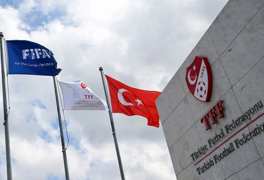 Türkiyə Futbol Federasiyası 151 hakimi işindən çıxardı