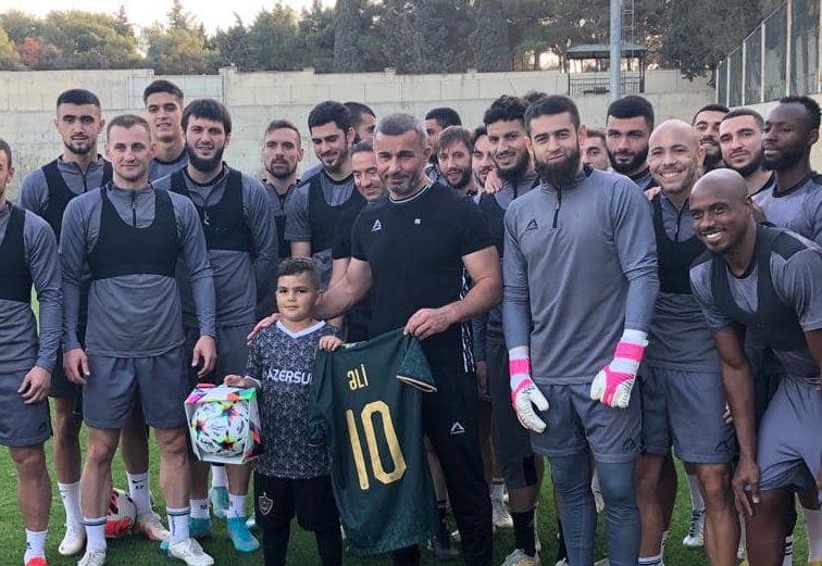 Qurban Qurbanov şəhid övladının arzusunu yerinə yetirdi FOTO