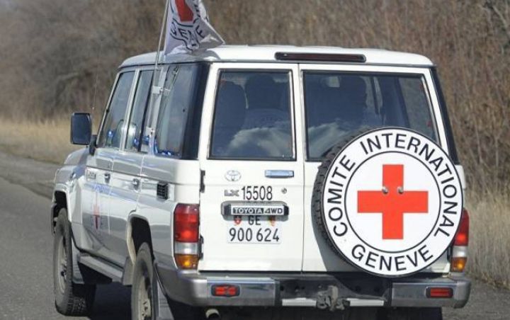 Qızıl Xaç" daha üç xəstəni Xankəndidən Ermənistana apardı | Modern.az