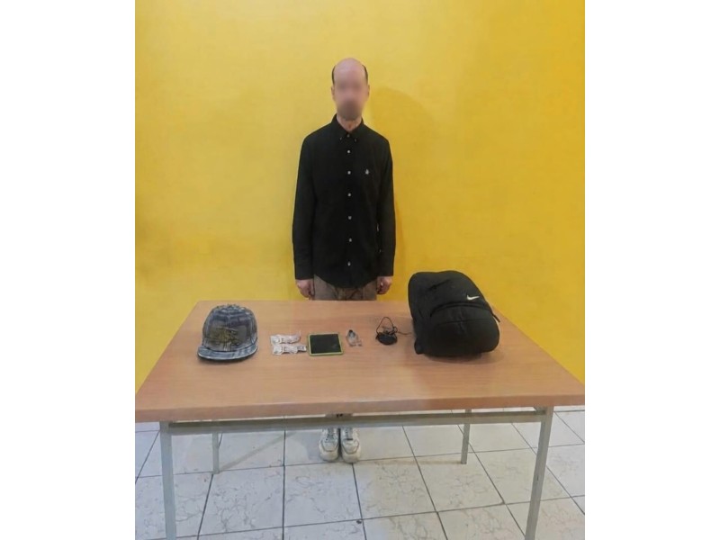 1555887