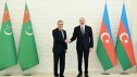 İlham Əliyev Qurbanqulu Berdiməhəmmədova zəng etdi