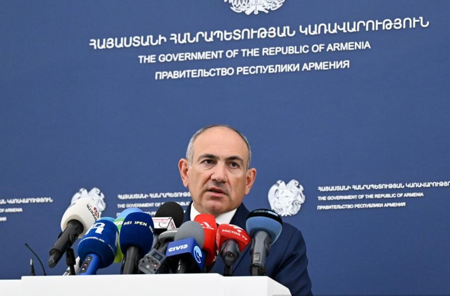 Paşinyan Bakı və Ankaraya yol açmağa HAZIRDIR