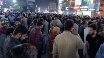 Zəlzələ Pakistana da təsir etdi - Ölən və yaralılar var (FOTOLAR)