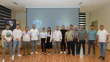 Dövlət Xidməti “Qarabağ” Futbol Klubunun əməkdaşlarını maarifləndirdi