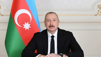 Prezidentin sosial media hesablarında Qırğızıstan səfəri ilə bağlı - PAYLAŞIM