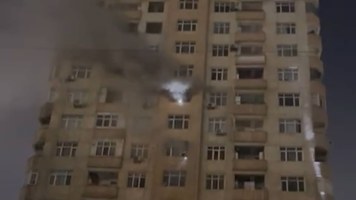 Bakıda binada YANĞIN: sakinlər təxliyə olundu