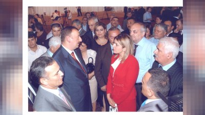 Jurnalist Xoşqədəm Hidayətqızı ilə FOTOSÖHBƏT