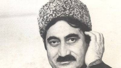 Qabil-90: Xalq şairi FOTOLARDA  