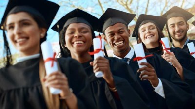 بیش از 360 دانشجو از آفریقا در آذربایجان تحصیل می کنند