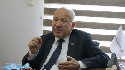 Deputata ağır itki üz verib