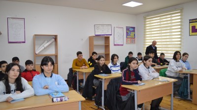 Bu ölkədə hər 15 nəfərdən biri&nbsp;Azərbaycan dilində danışır