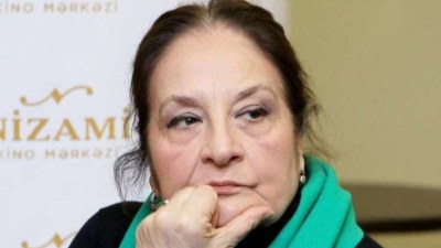 Şəfiqə Məmmədova yenidən sədrliyə qayıdır