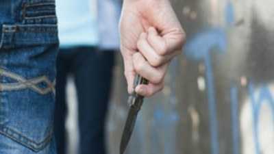 Bakıda qardaş və bacı bir-birini bıçaqladı