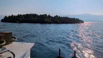 Xəritələrdə olmayan &ldquo;üzən ada&rdquo; tapıldı - GÖRÜNTÜ