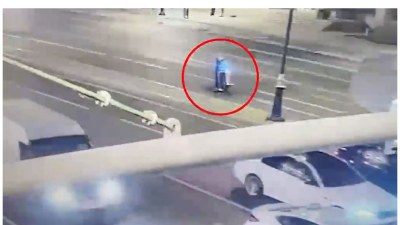 Skuterlə Qırmızı işıqda keçdilər - azyaşlıların təhlükəli GÖRÜNTÜLƏRİ