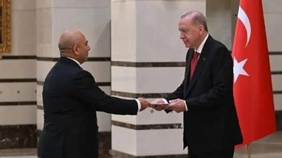 Rəşad Aslanov etimadnaməsini Ərdoğana təqdim etdi