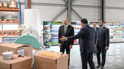 Prezident Qaradağda istehsal&nbsp;müəssisəsinin açılışında