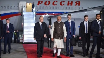 Putin Hindistana gedir