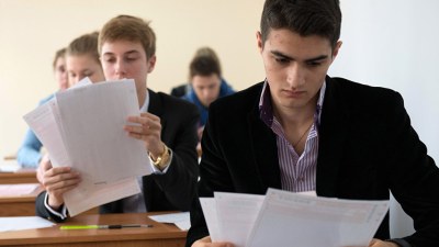 600-dən çox bal toplayıb, kəsilənlər universitetə qəbul edilsin &ndash; DEPUTAT