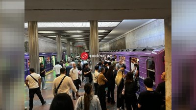 Bakı metrosunda hərəkəti dayandıran səbəb açıqlandı &ndash; YENİLƏNİB