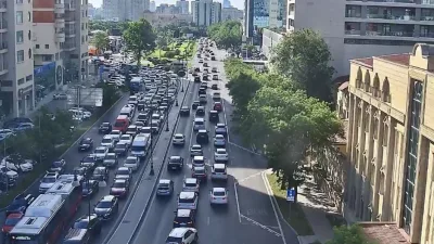 Bakıda bəzi yollarda sıxlıq yaranıb - SİYAHI