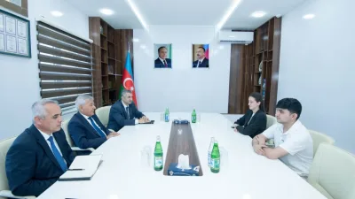Rektor şəhid ailələrinin üzvü olan tələbələrlə görüşüb - GÖRÜNTÜ
