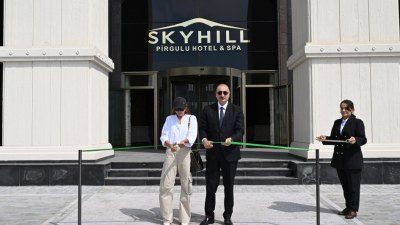 İlham Əliyev və Mehriban Əliyeva “Pirqulu Park” hotelinin açılışında