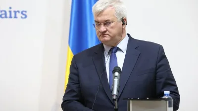 Ukrayna bütün ölkələrə çağırış etdi: “Rus evləri”ni bağlayın!
