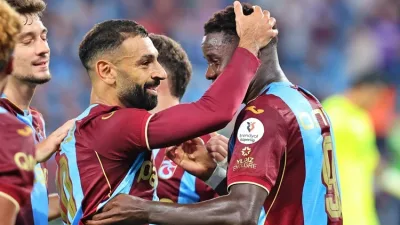 “Trabzonspor” “Qalatasaray”ı darmadağın etdi - Şok hesab