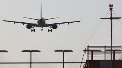 Rusiyada dron hücumlarına görə 400-dən çox uçuş təxirə salınıb
