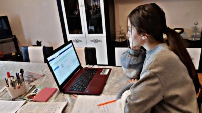 Bakıda bu universitetlərdə dərslər onlayn oldu
