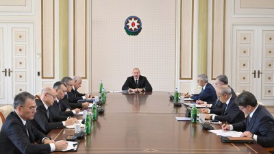 Prezident müşavirə keçirdi - FOTOLAR
