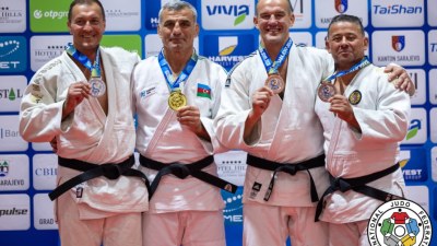 Daha iki veteran cüdoçumuz qızıl medal qazandı