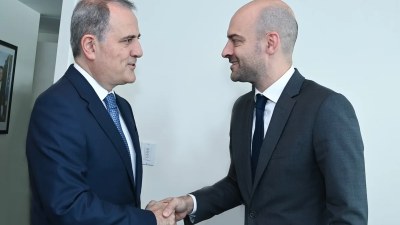 Bayramov fransalı həmkarı ilə görüşdü