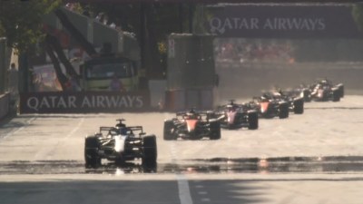 “Aston Martin”in pilotu mübarizəni erkən dayandırıb