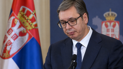 Vuçiç vəzifəsindən istefa verdi